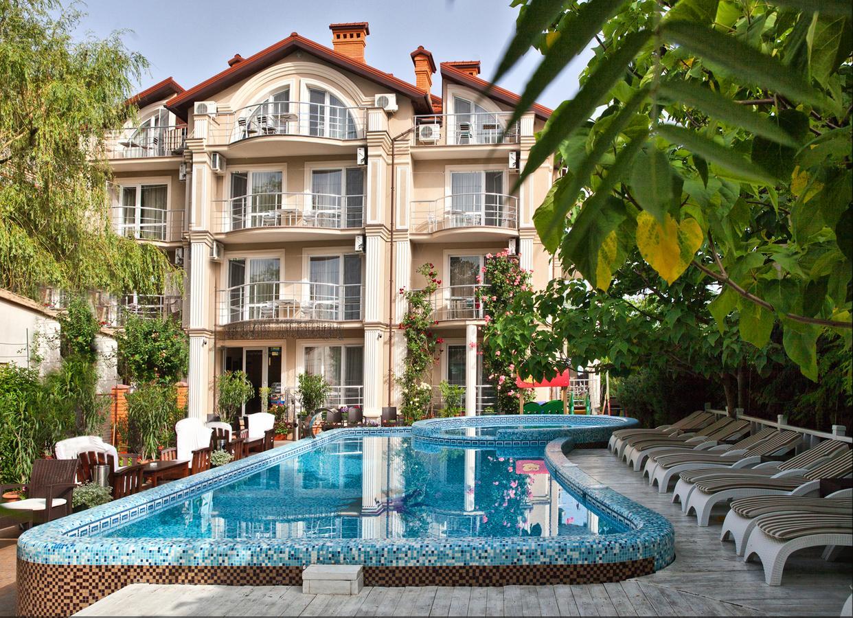 Pharaon De Lux Hotel Zatoka Esterno foto